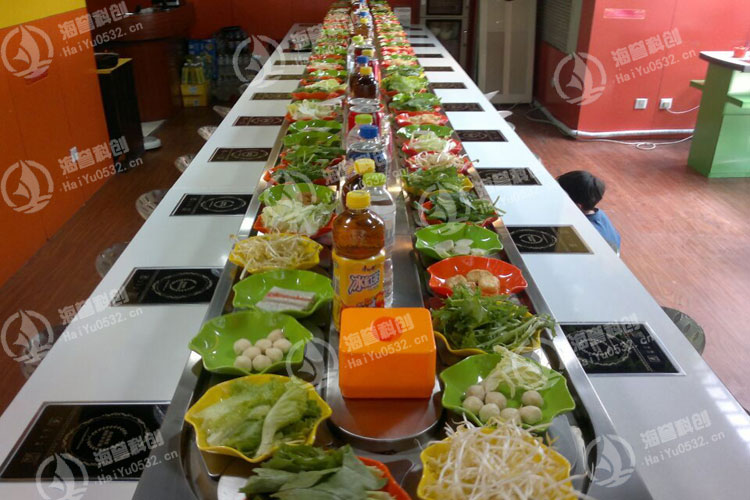 海譽回轉火鍋設備—青島城陽大潤發(fā)實體店