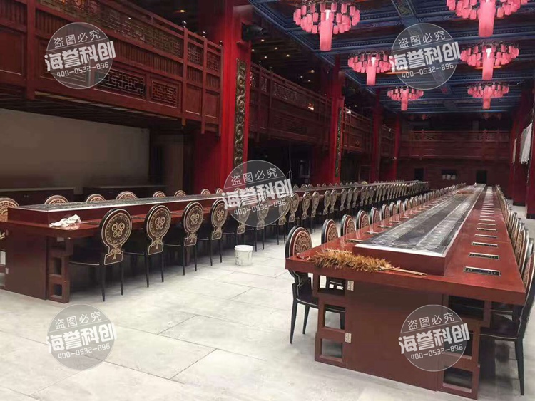 海譽(yù)科創(chuàng)回轉(zhuǎn)火鍋設(shè)備長街宴項目