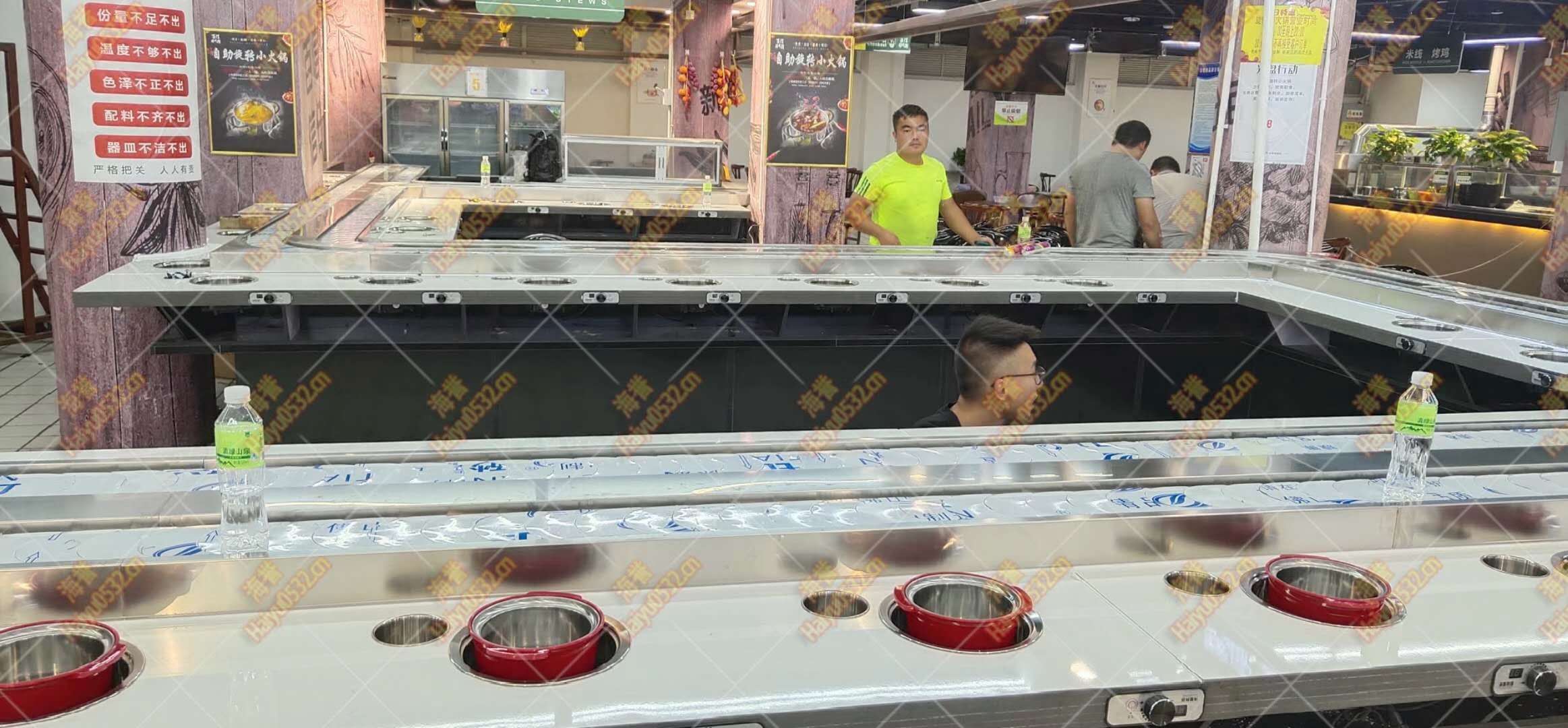 異形旋轉(zhuǎn)火鍋設備