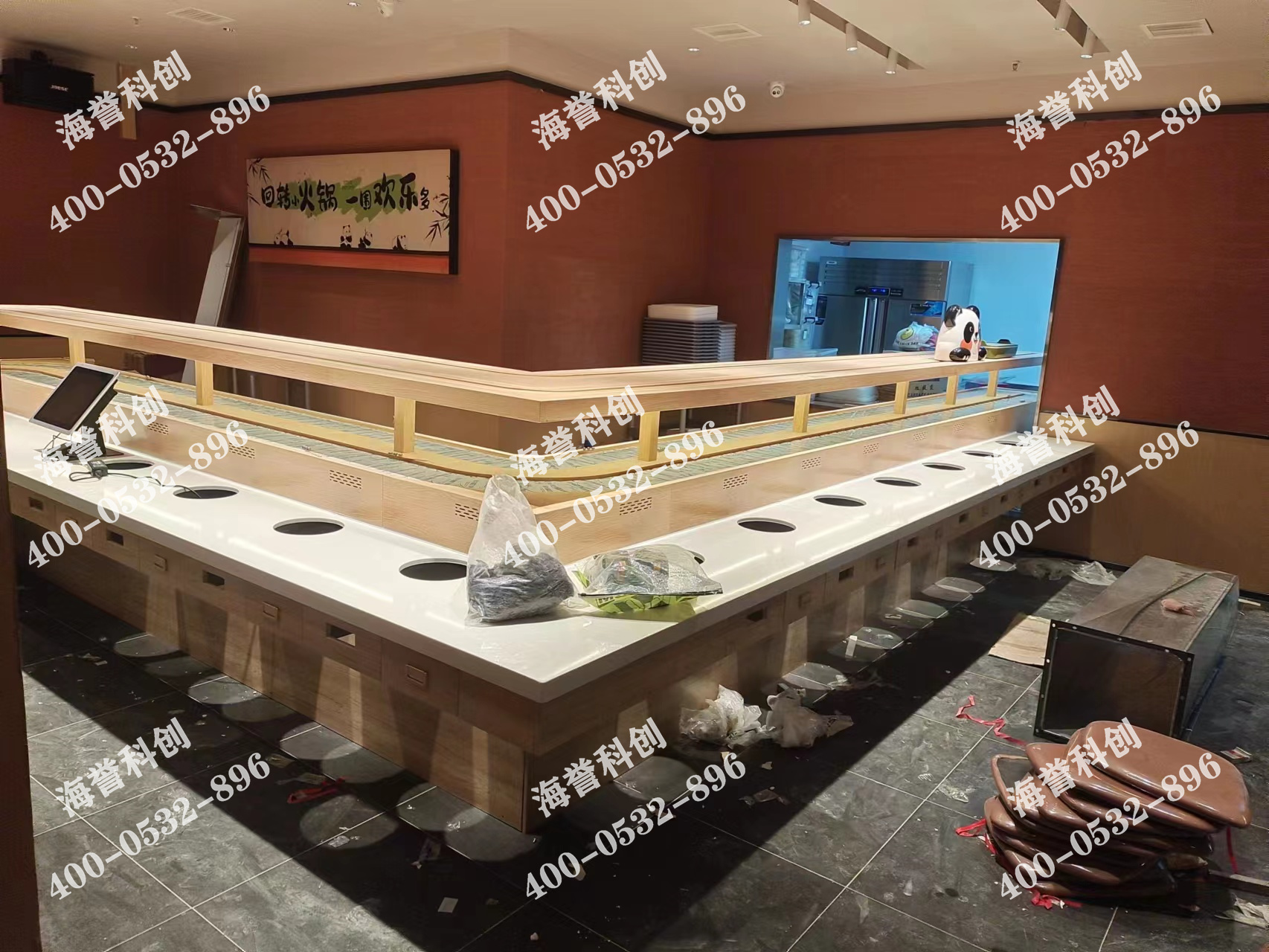 海譽(yù)科創(chuàng)湖南長(zhǎng)沙單涮無(wú)煙小火鍋搭載智能送餐小火車(chē)安裝完成